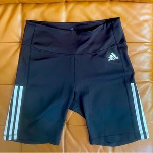Adidas Women's Aeroready Three Stripes Logo Bike Cycle Shorts in Black Large